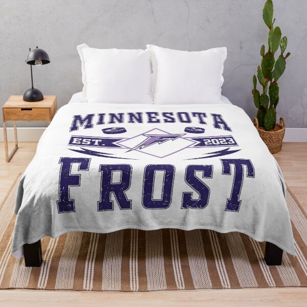 Aperçu de l'œuvre Minnesota Frost Est 2023 Hockey Vintage créée et vendue par DylanDavi30916.