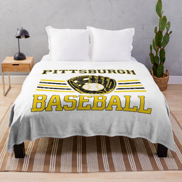 Artikelvorschau, Pittsburgh Baseball Retro-Handschuh-Grafik entworfen und verkauft von Katherine93077.