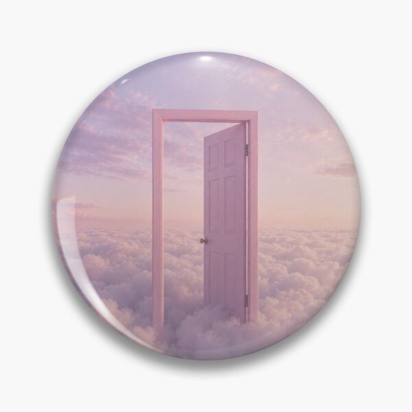 Artikelvorschau, Door in the Clouds – Pastel Dreamcore entworfen und verkauft von HazyElsewhere.