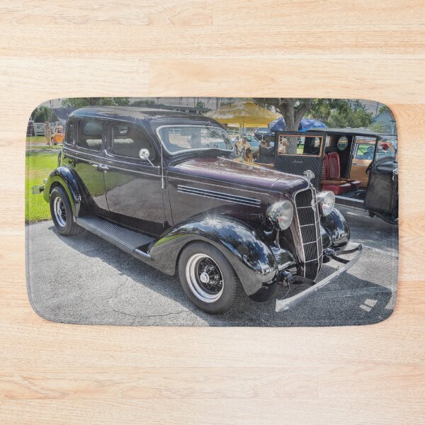 Artikelvorschau, Schwarzer Plymouth PJ Deluxe, Baujahr 1935 entworfen und verkauft von RichFrancoCars.