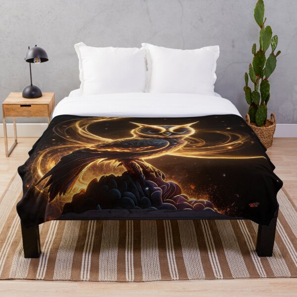 Aperçu de l'œuvre Une majestueuse chouette noire illuminée par une lumière dorée fluide créée et vendue par TitiaDesign.