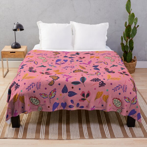 Aperçu de l'œuvre Fleurs maximalistes sur fond rose créée et vendue par KSimpson838.