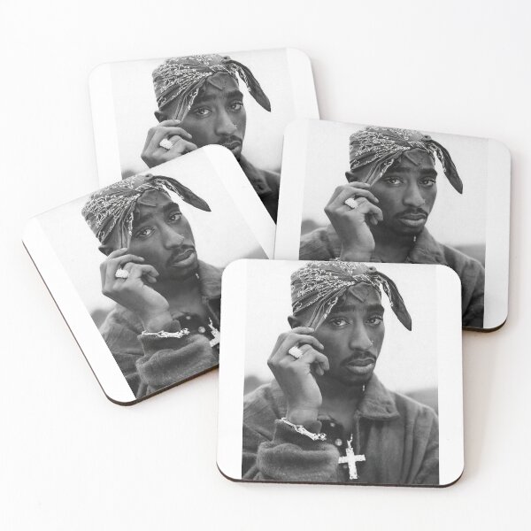 Artikelvorschau, Tupac Shakur Schwarz-Weiß-Porträt entworfen und verkauft von seLaleeeNamha.