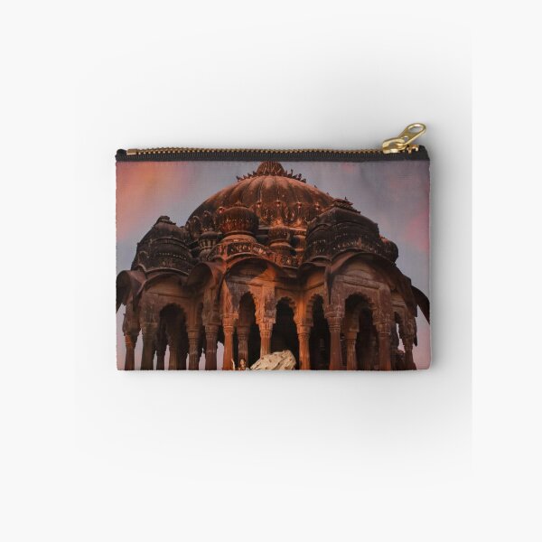 Item preview, La aventura de Windows 11 te espera en todas partes. designed and sold by Joananature.