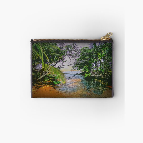 Item preview, Diluvio en Bocas Del Toro, Panamá designed and sold by alabca.