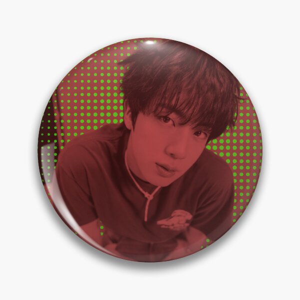 Aperçu de l'œuvre Pin's JIN BTS créée et vendue par brittynsbuttons.
