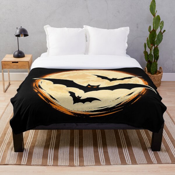 Artikelvorschau, Fledermäuse im Vollmond – Gruselige Halloween-Fledermaus-Silhouette entworfen und verkauft von Stinky Lincy's Apparel Company.