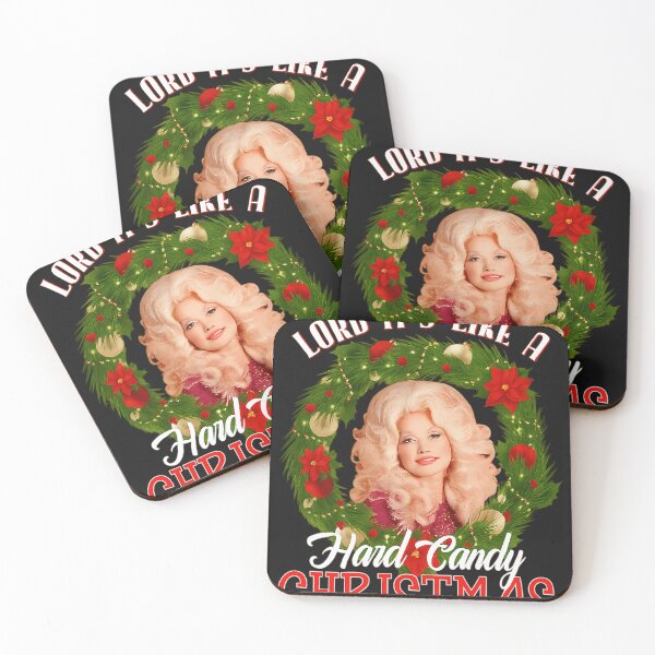 Artikelvorschau, Weihnachtskranz mit Zuckerwatte und Dolly Parton-Motiv entworfen und verkauft von WorldsInWords.
