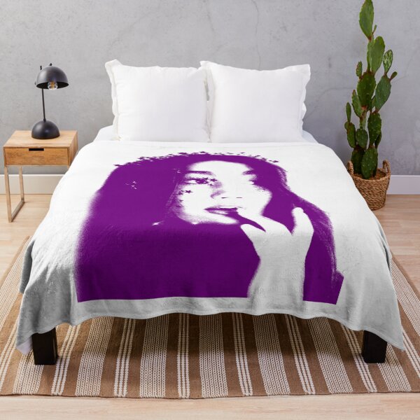 Item preview, Cantante de folk indie con silueta morada designed and sold by KirinStudio.