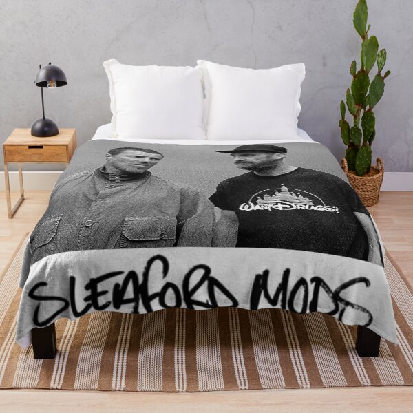 Artikelvorschau, SLEAFORD MODS FOTOSHOOTING-STAND entworfen und verkauft von WallopFam.