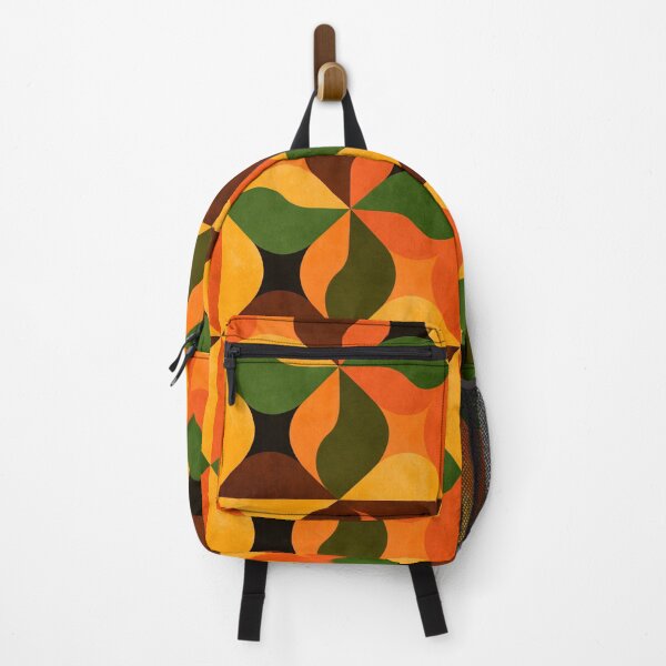 Artikelvorschau, Nahtloses, geometrisches Retro-Muster mit warmen orange-grün-braunen Fliesen im Mid-Century-Stil entworfen und verkauft von KanDa-Shop.