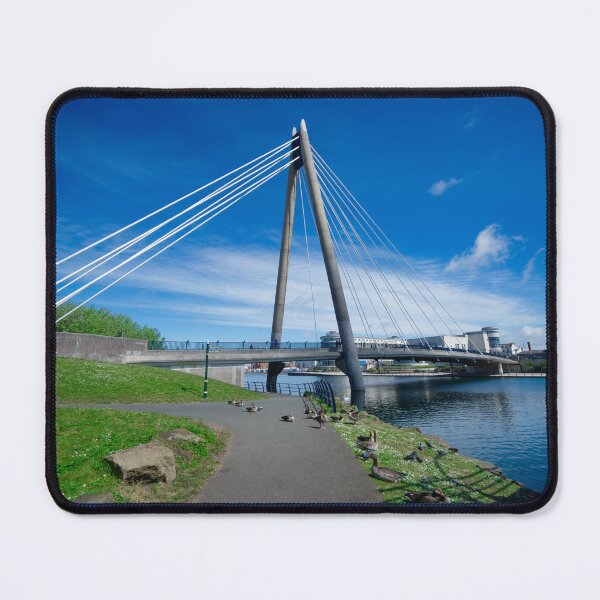 Aperçu de l'œuvre Pont de Marine Way, Southport créée et vendue par Alisonchambers2.