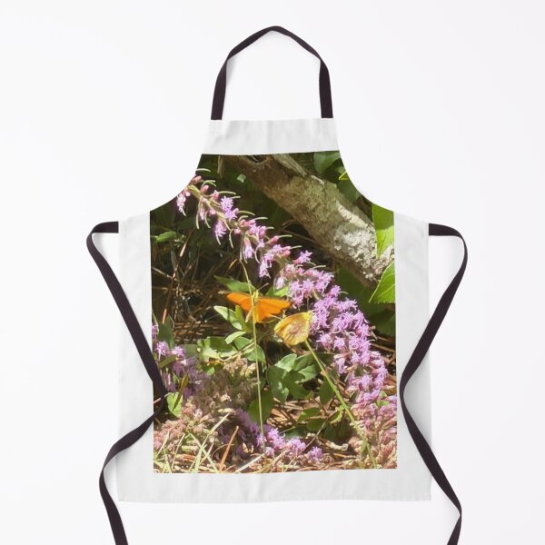 Item preview, papillon sur une fleur. designed and sold by Pearls1.