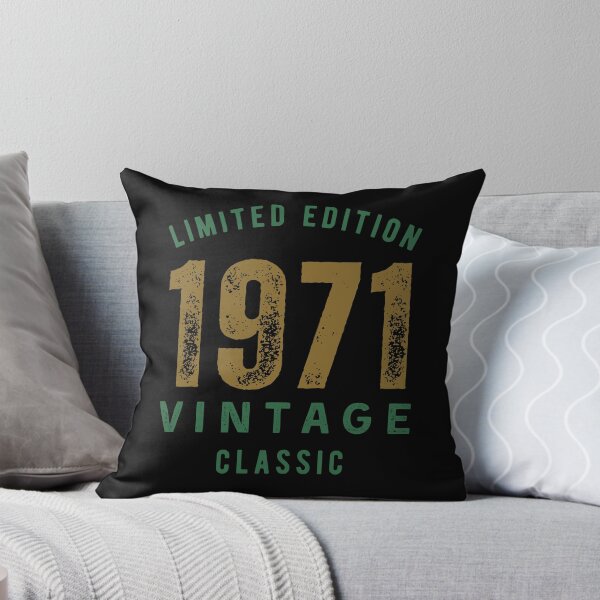 Artikelvorschau, Vintage-Klassiker von 1971 – Limitierte Auflage – Geburtstagsgeschenk für alle, die 1971 geboren wurden entworfen und verkauft von HYPNK.