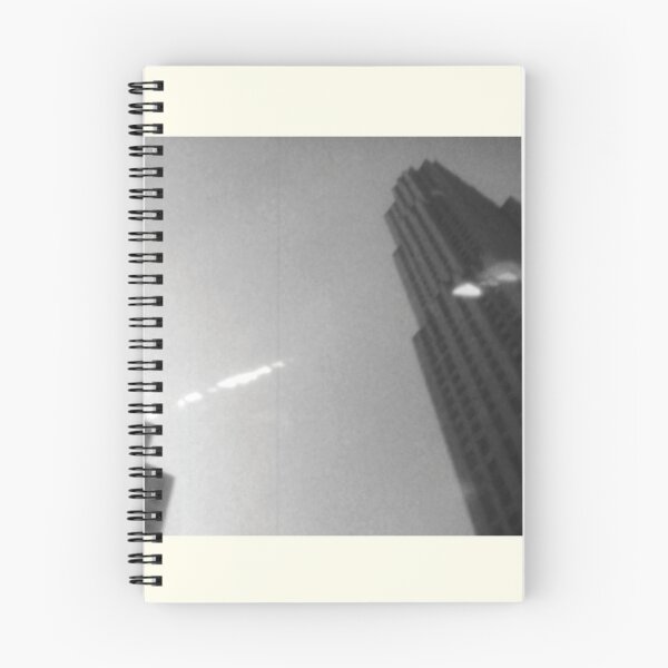 Artikelvorschau, Super 8mm-Aufnahme aus New York entworfen und verkauft von The Imperfect City.