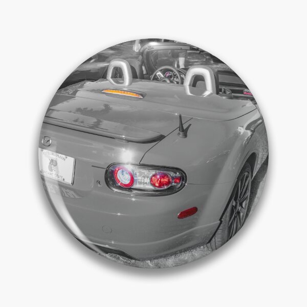Artikelvorschau, 2006 roter Mazda Miata MX-5 entworfen und verkauft von RichFrancoCars.