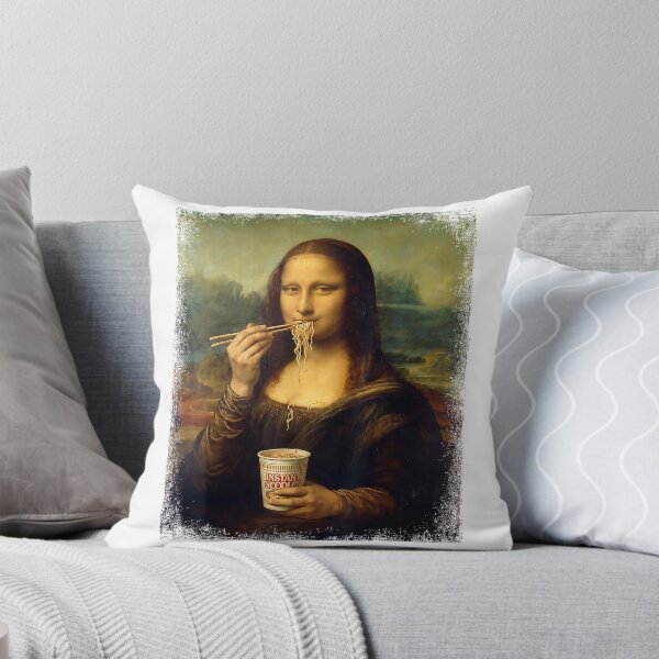 Aperçu de l'œuvre T-shirt humoristique avec une Mona Lisa mangeant des ramen, représentant un professeur d'art japonais et des nouilles japonaises créée et vendue par Magoya Store ⭐⭐⭐⭐⭐.
