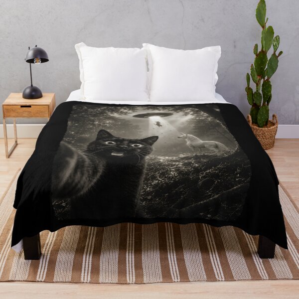Item preview, Cat selfie ufo Halloween designed and sold by Emmatshirt1.