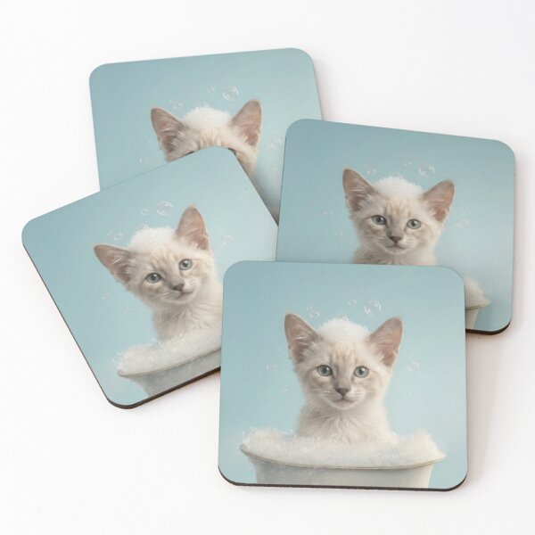 Aperçu de l'œuvre Chaton Javan bébé bain moussant, art mignon pour la salle de bain de la chambre d'enfant créée et vendue par LazyOwlStore.