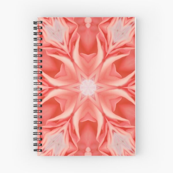 Aperçu de l'œuvre Coral Floral Star créée et vendue par SilentBloomLab.