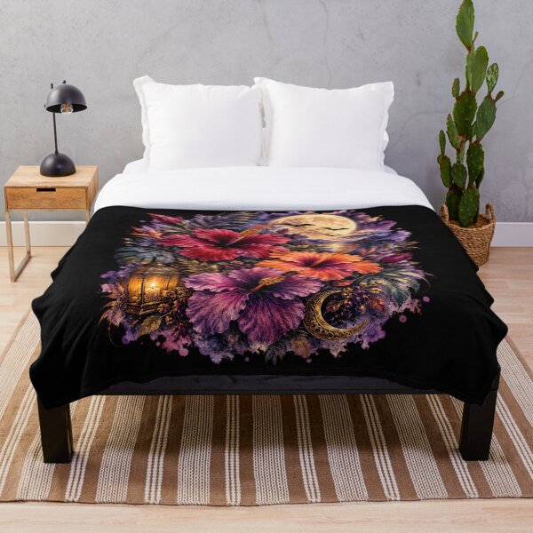 Aperçu de l'œuvre Jardin d'hibiscus gothique au clair de lune | Aquarelle tropicale pour Halloween créée et vendue par IamNolmo.