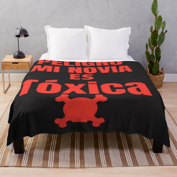 Item preview, peligro mi novia es toxica designed and sold by pksart1.