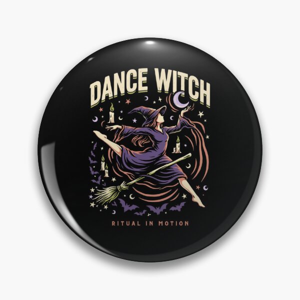 Aperçu de l'œuvre T-shirt Dance Witchcore | T-shirt graphique Halloween Move With The Moon v12 créée et vendue par DarylWelsh2024.