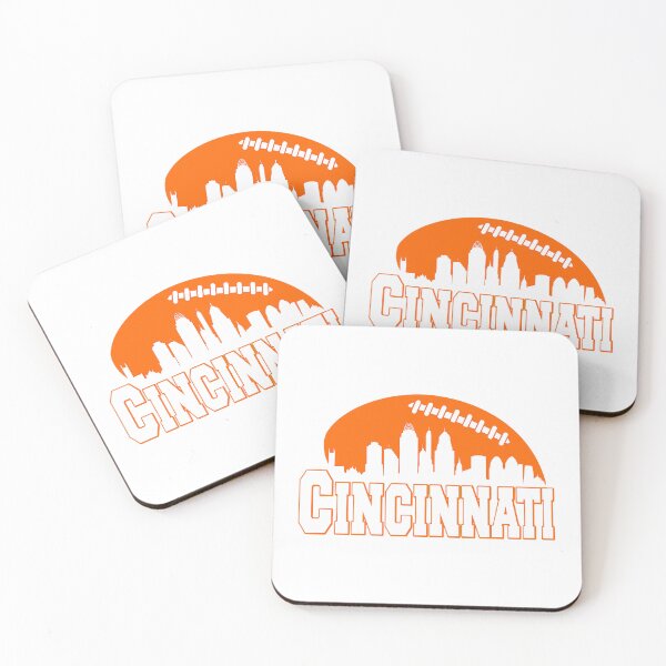 Artikelvorschau, Cincinnati Skyline Football entworfen und verkauft von Slomski90.