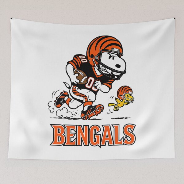 Item preview, Snoopy Woodstock Fútbol americano de Cincinnati designed and sold by ChaotiCreaters.