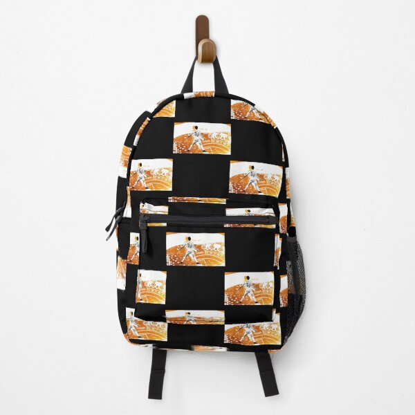 Aperçu de l'œuvre Silhouette d'icône légendaire du football, art minimaliste, athlète professionnel buteur | Le cadeau idéal pour vous et vos amis créée et vendue par Film Tees Official.