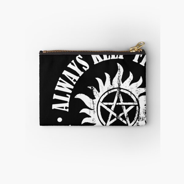 Item preview, Sigue luchando siempre - Blanco designed and sold by priestimpsont.