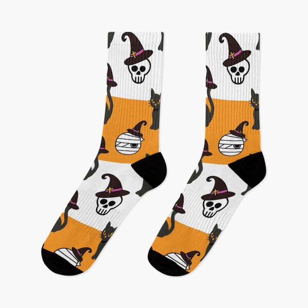 Aperçu de l'œuvre Motif sans couture d'Halloween avec des chats noirs et des crânes sur des rayures créée et vendue par PowerAntShop.