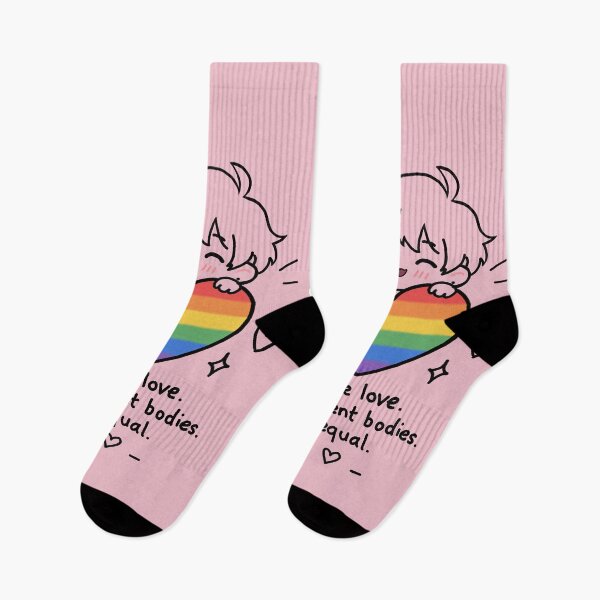 Artikelvorschau, Gleiche Liebe, unterschiedliche Körper, gleichberechtigt – Niedliches Pride-Chibi-Pink entworfen und verkauft von Casetoon.