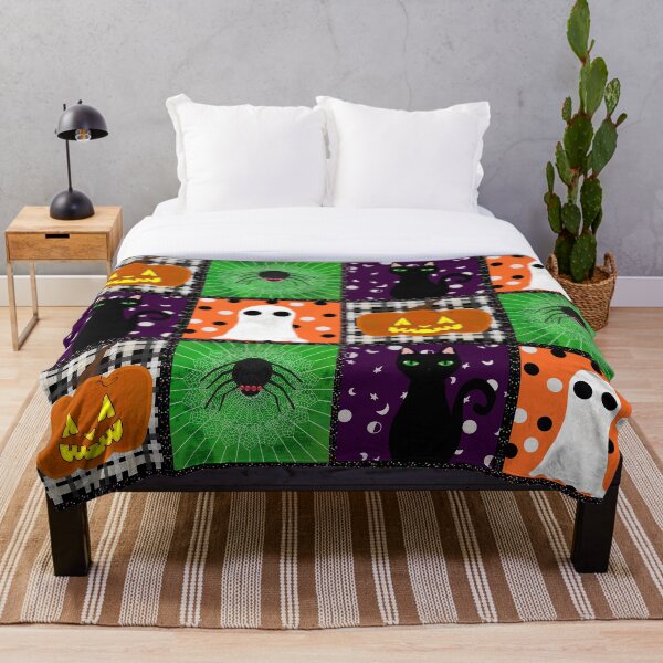 Item preview, Lindos cuadrados de colcha de Halloween designed and sold by JaygiesDesign.