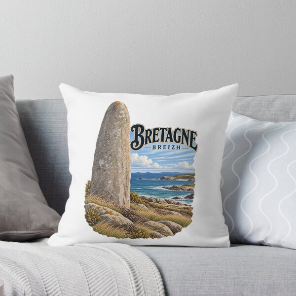 Artikelvorschau, Menhir aus der Bretagne – Bretonisches Küstenerbe – Kunst entworfen und verkauft von Larkfound Studio.