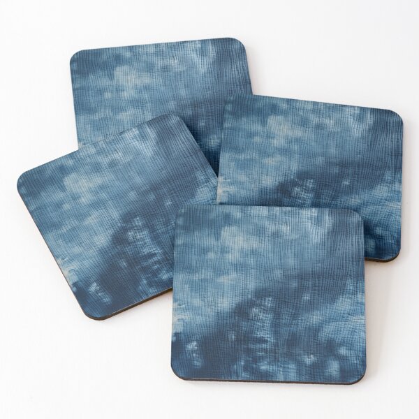 Artikelvorschau, Japanisches Shibori in Indigoblau und Weiß entworfen und verkauft von KsaveraArt.