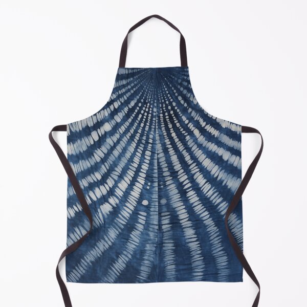 Artikelvorschau, Japanisches Shibori-Mandala in Indigoblau und Weiß entworfen und verkauft von KsaveraArt.