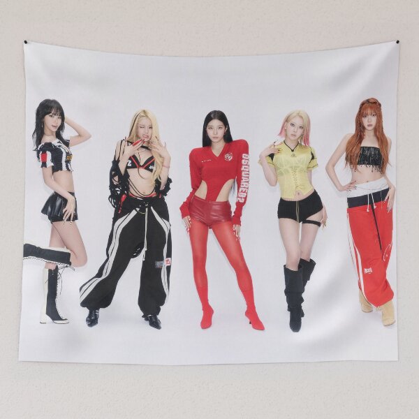 Item preview, LE SSERAFIM KPOP designed and sold by trengeee.