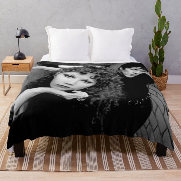 Item preview, Lux and Ivy in the 1980s designed and sold by YuckyCat.
