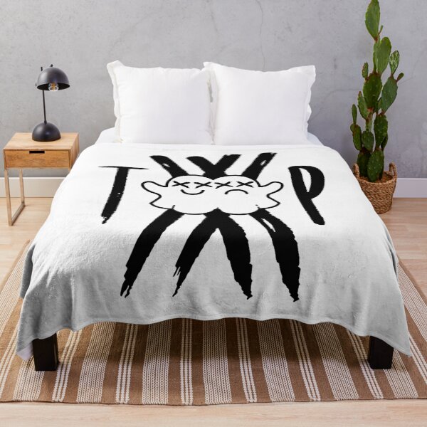 Aperçu de l'œuvre Produits dérivés Twin Paranormal créée et vendue par KawaSpark.