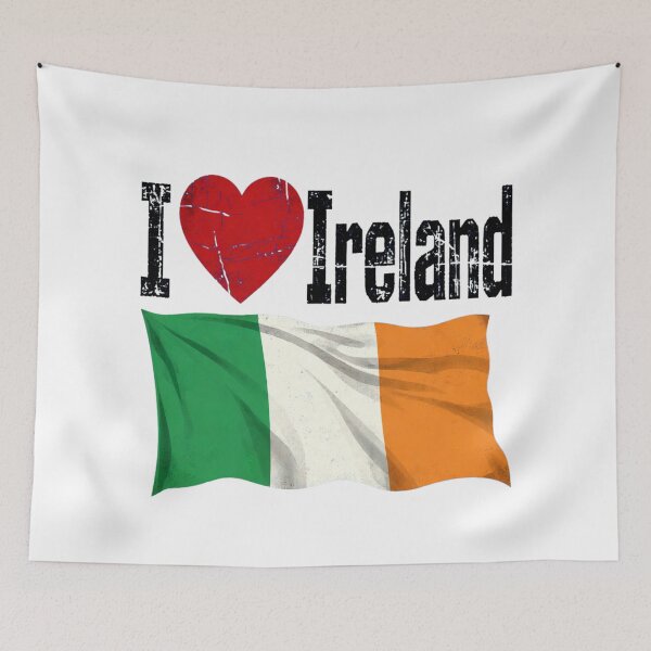 Item preview, Amo Irlanda designed and sold by ZeusGallery.