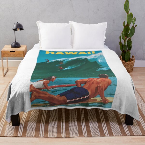 Artikelvorschau, Hawaii Vintage Grafik-T-Shirt X entworfen und verkauft von shopbatknitcra.
