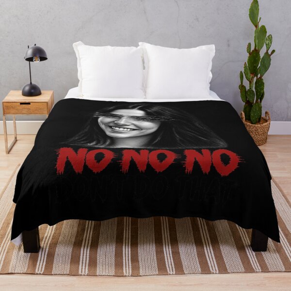 Artikelvorschau, Nikki Horrorfilm-Fan-T-Shirts mit Obsession-Motiven entworfen und verkauft von schwing1989.