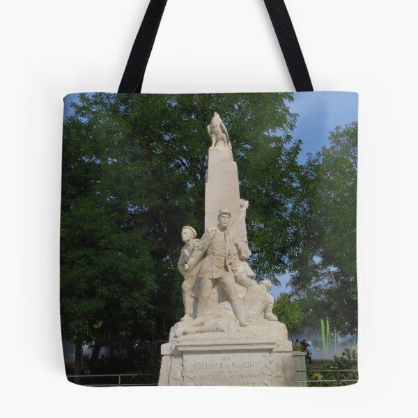 Artikelvorschau, Mémorial Des Soldats et Marins de la Charente-Inférieure entworfen und verkauft von wiggyofipswich.