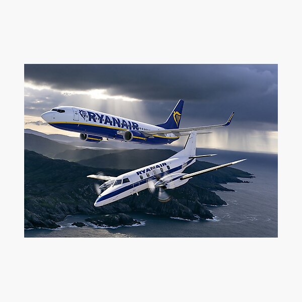 Aperçu de l'œuvre Illustration aéronautique de Ryanair Generations Over Ireland créée et vendue par Skyframe Aviation.