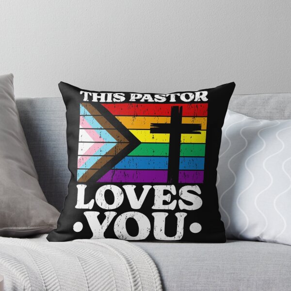 Artikelvorschau, Dieser Pastor liebt dich – ein Pastor der Pride Church, der alle einbezieht. entworfen und verkauft von ALICIAxGONZALEZ.