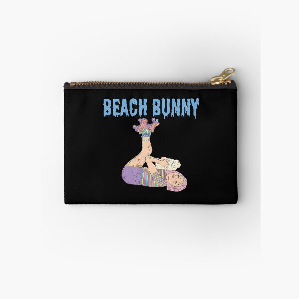 Aperçu de l'œuvre Lapine de plage créée et vendue par ACENGBURNING.