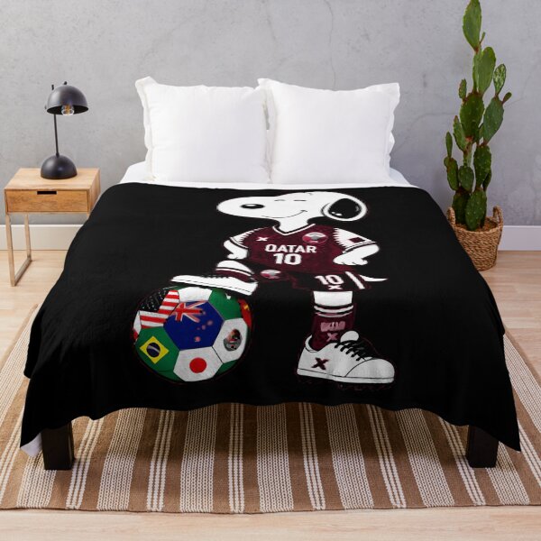 Item preview, Copa Mundial 2026 Equipo de Qatar Divertido Snoopy Fútbol designed and sold by JhinK1.