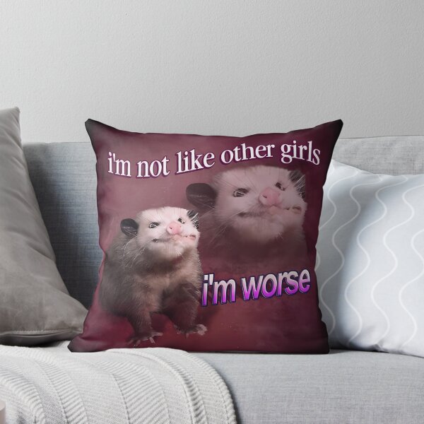 Artikelvorschau, Ich bin nicht wie andere Mädchen, ich bin ein schlimmeres Opossum. entworfen und verkauft von Ach Art.