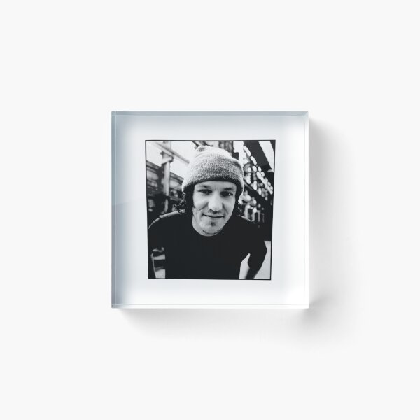 Artikelvorschau, Elliot Smith entworfen und verkauft von lopisgering.